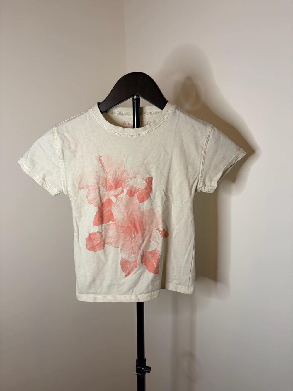 Altar’d State Ivory Pink Floral Baby Tee Small